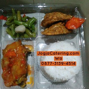 0877-3139-4514 Daftar Harga Nasi Box di Kabupaten Bantul Ayam Rempah 2019